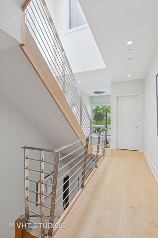 1842 N Wolcott Avenue, Chicago, IL 60622