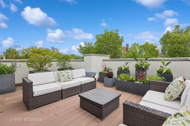 1842 N Wolcott Avenue, Chicago, IL 60622