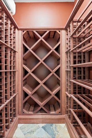 1842 N Wolcott Avenue, Chicago, IL 60622