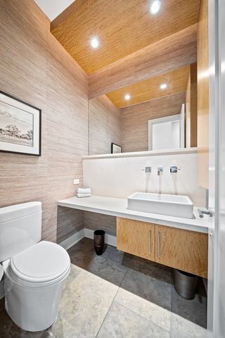 1842 N Wolcott Avenue, Chicago, IL 60622