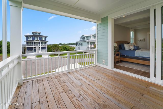 401 Caspian Court, Holly Ridge, NC 28445