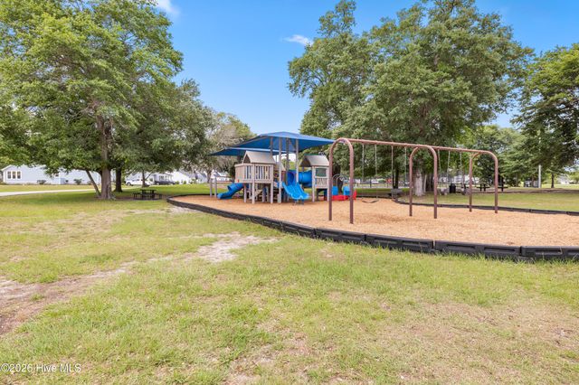401 Caspian Court, Holly Ridge, NC 28445