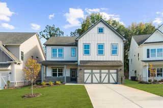 5582 Overview Drive, Flowery Branch, GA 30542