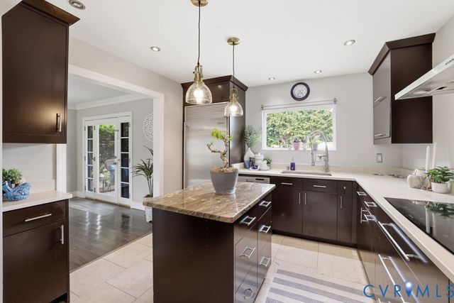 11721 Cedar Ln, Chester, VA 23831