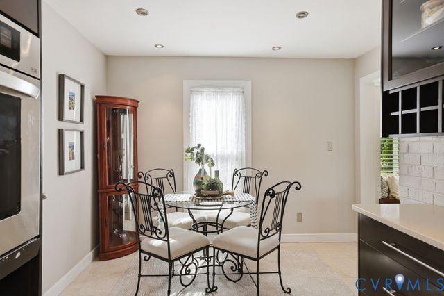 11721 Cedar Ln, Chester, VA 23831