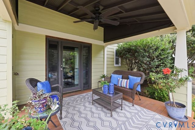 11721 Cedar Ln, Chester, VA 23831