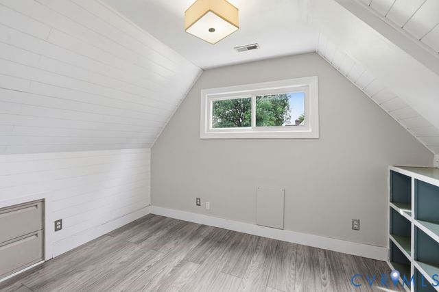 11721 Cedar Ln, Chester, VA 23831