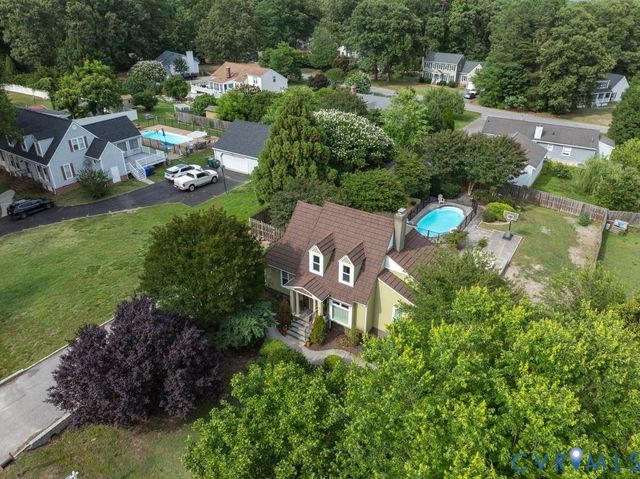 11721 Cedar Ln, Chester, VA 23831