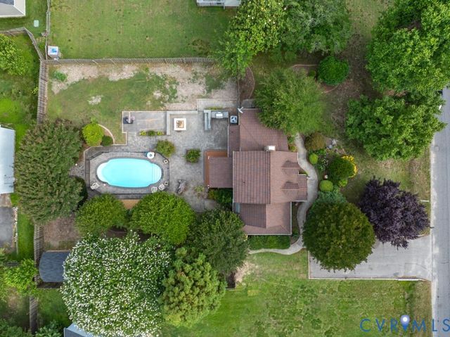 11721 Cedar Ln, Chester, VA 23831