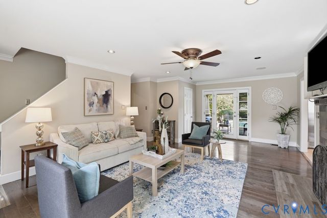 11721 Cedar Ln, Chester, VA 23831
