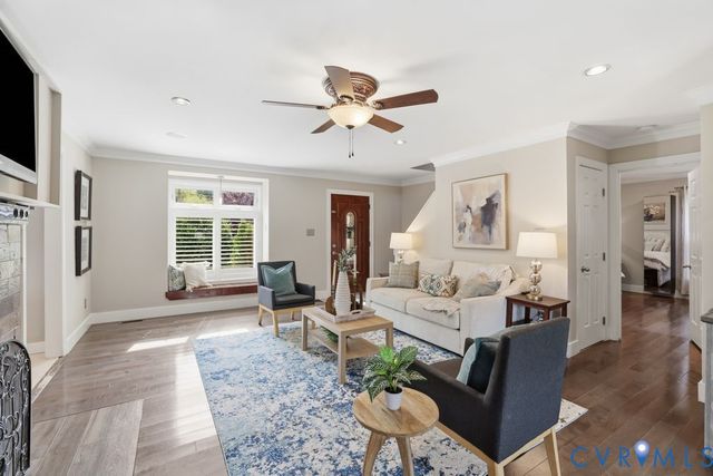 11721 Cedar Ln, Chester, VA 23831