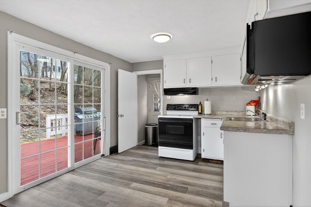 11 Venus Dr, Shrewsbury, MA 01545