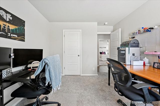 14225 N 73 Avenue, Collinsville, OK 74021