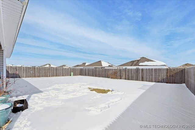 14225 N 73 Avenue, Collinsville, OK 74021