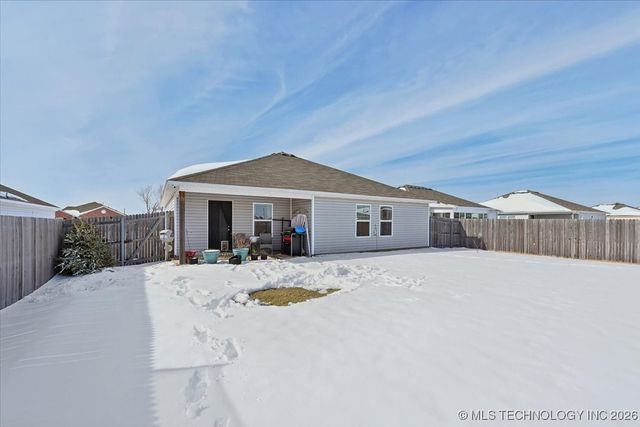 14225 N 73 Avenue, Collinsville, OK 74021