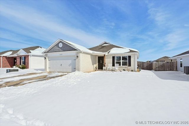 14225 N 73 Avenue, Collinsville, OK 74021