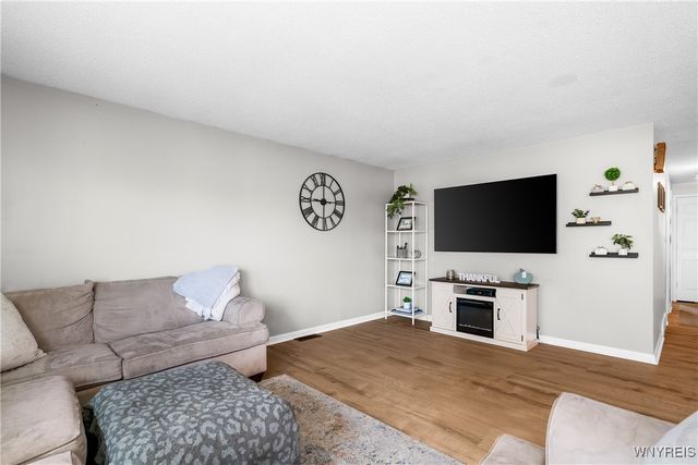 404 Woodgate Road, Tonawanda, NY 14150