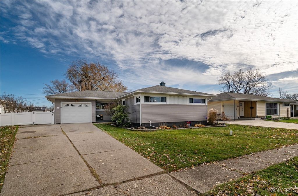 404 Woodgate Road, Tonawanda, NY 14150