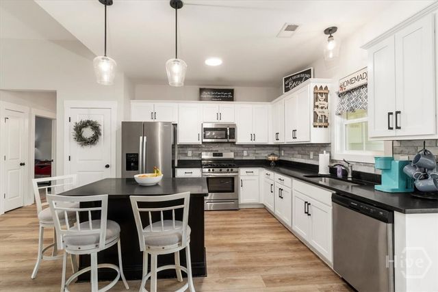 498 Michael Etchinson, Monroe, GA 30655