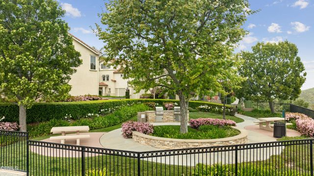 15633 Odyssey Drive 56, Los Angeles, CA 91344