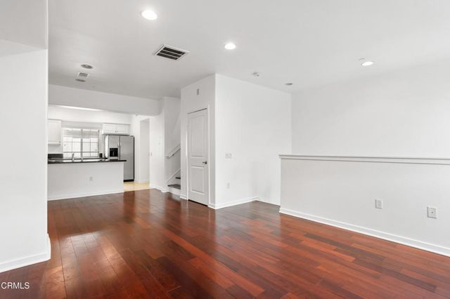 15633 Odyssey Drive 56, Los Angeles, CA 91344