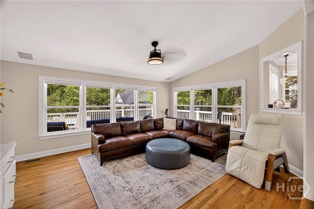 121 Greenview Drive, Savannah, GA 31405
