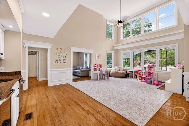 121 Greenview Drive, Savannah, GA 31405