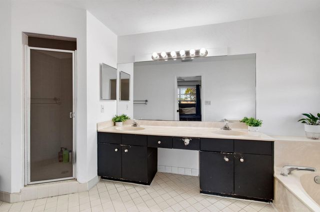 8718 Via Reale, Boca Raton, FL 33496