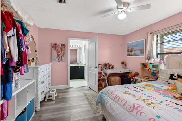 8718 Via Reale, Boca Raton, FL 33496