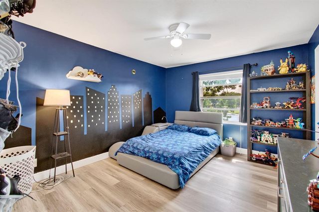 8718 Via Reale, Boca Raton, FL 33496