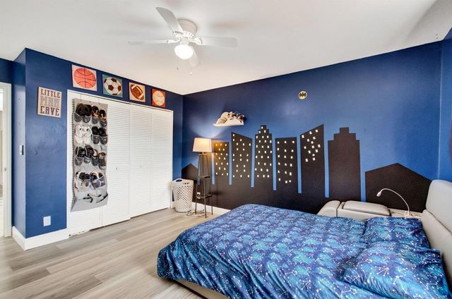 8718 Via Reale, Boca Raton, FL 33496