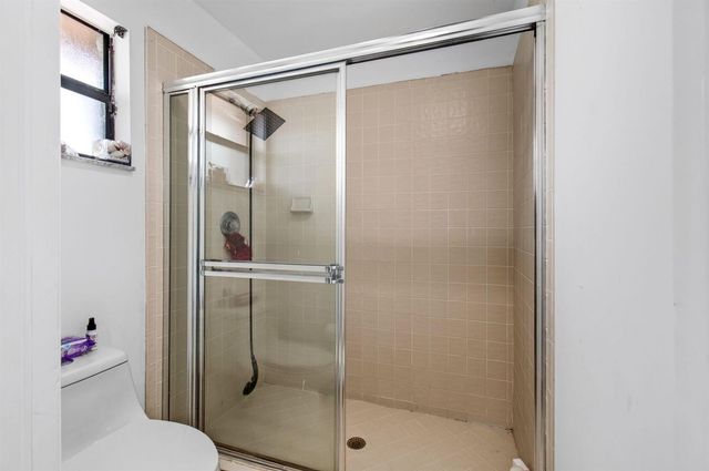 8718 Via Reale, Boca Raton, FL 33496