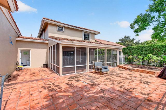 8718 Via Reale, Boca Raton, FL 33496