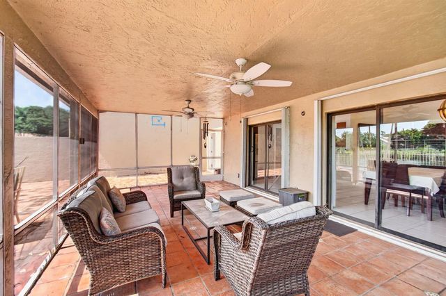 8718 Via Reale, Boca Raton, FL 33496