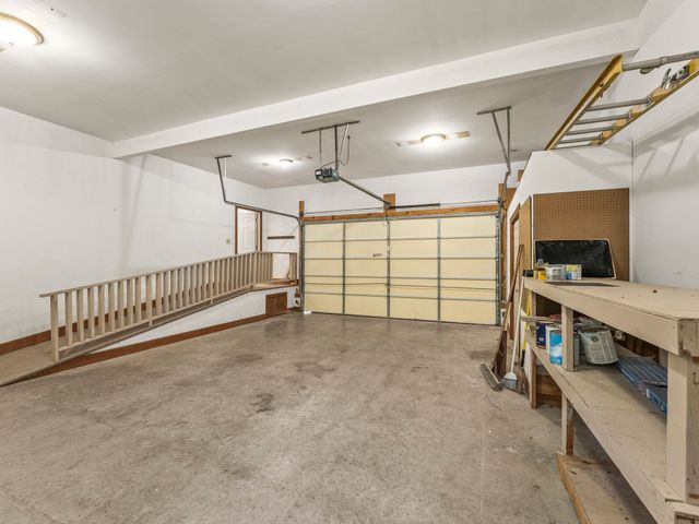 104 Southampton Dr, Tullahoma, TN 37388