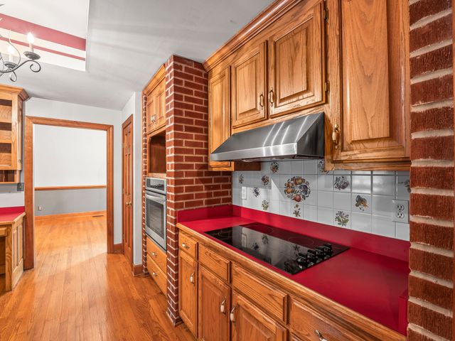 104 Southampton Dr, Tullahoma, TN 37388