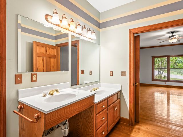 104 Southampton Dr, Tullahoma, TN 37388