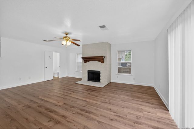 822 Empresario Dr, San Antonio, TX 78253