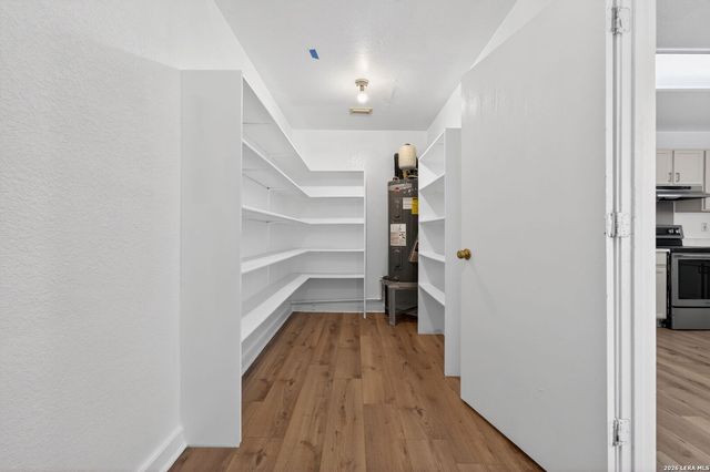 822 Empresario Dr, San Antonio, TX 78253