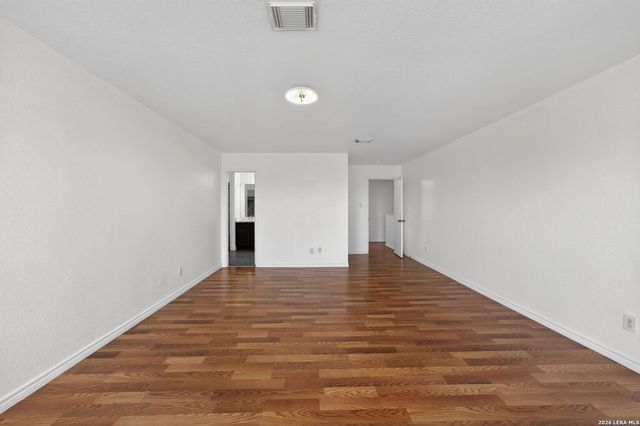 822 Empresario Dr, San Antonio, TX 78253