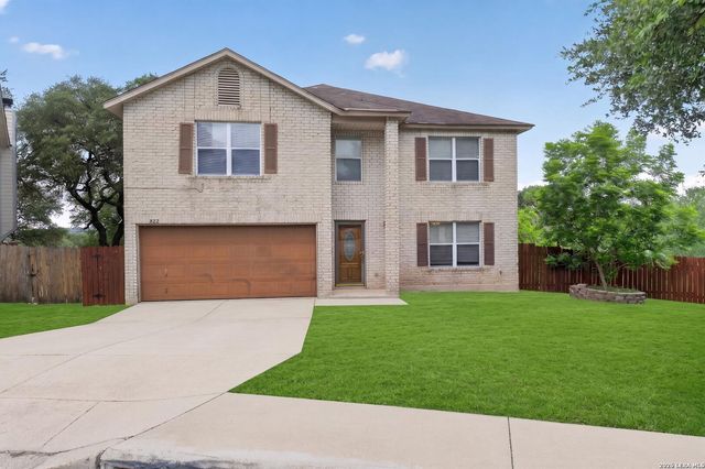 822 Empresario Dr, San Antonio, TX 78253
