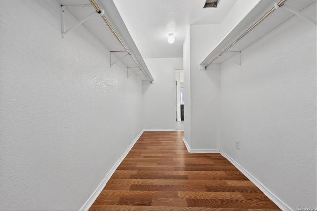 822 Empresario Dr, San Antonio, TX 78253