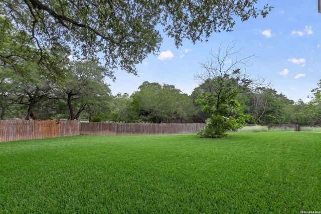 822 Empresario Dr, San Antonio, TX 78253