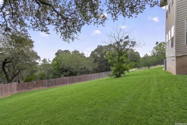 822 Empresario Dr, San Antonio, TX 78253