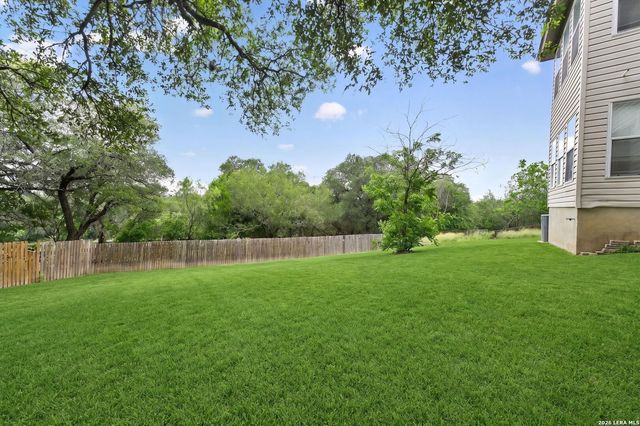 822 Empresario Dr, San Antonio, TX 78253