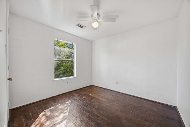 9219 Belle Glen Drive, Houston, TX 77099