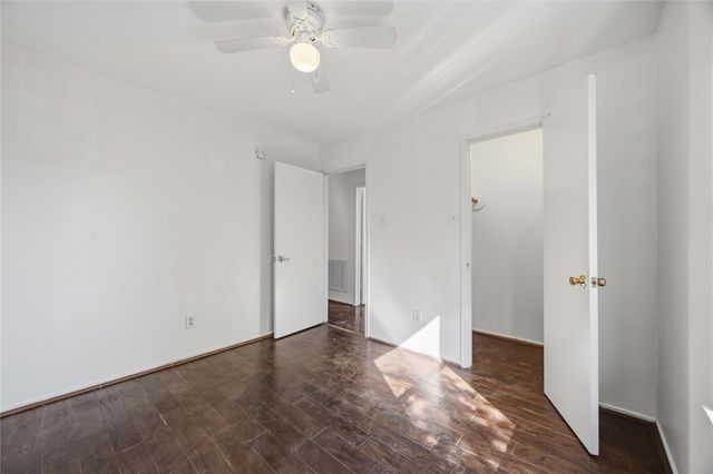 9219 Belle Glen Drive, Houston, TX 77099