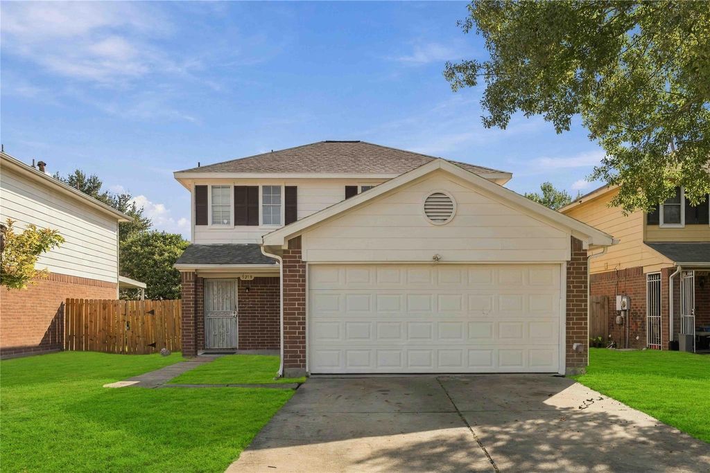 9219 Belle Glen Drive, Houston, TX 77099