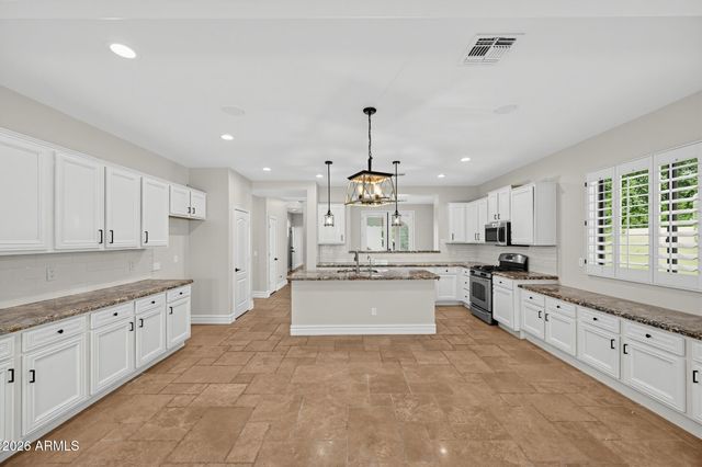 3551 E LYNX Place, Chandler, AZ 85249