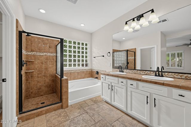 3551 E LYNX Place, Chandler, AZ 85249